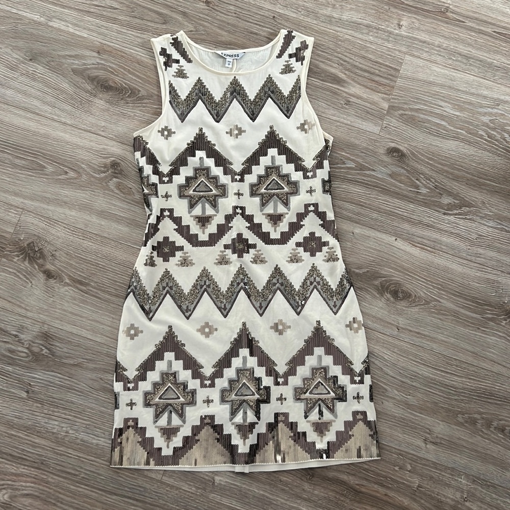 Sequined sleeveless dress